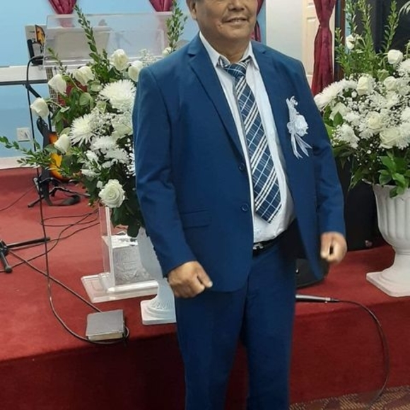 Meet your Posher, Emeterio - Picture 1 of 1